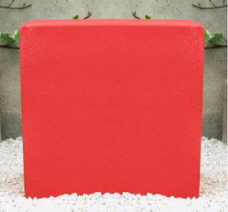 Borne béton carrée rouge